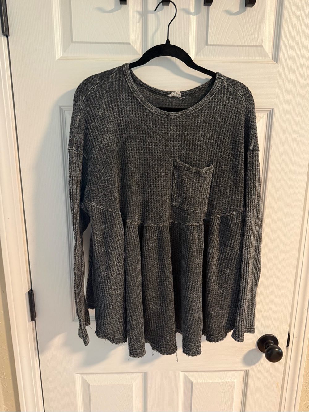 Women's Washed Black Waffle Tunic with Pocket